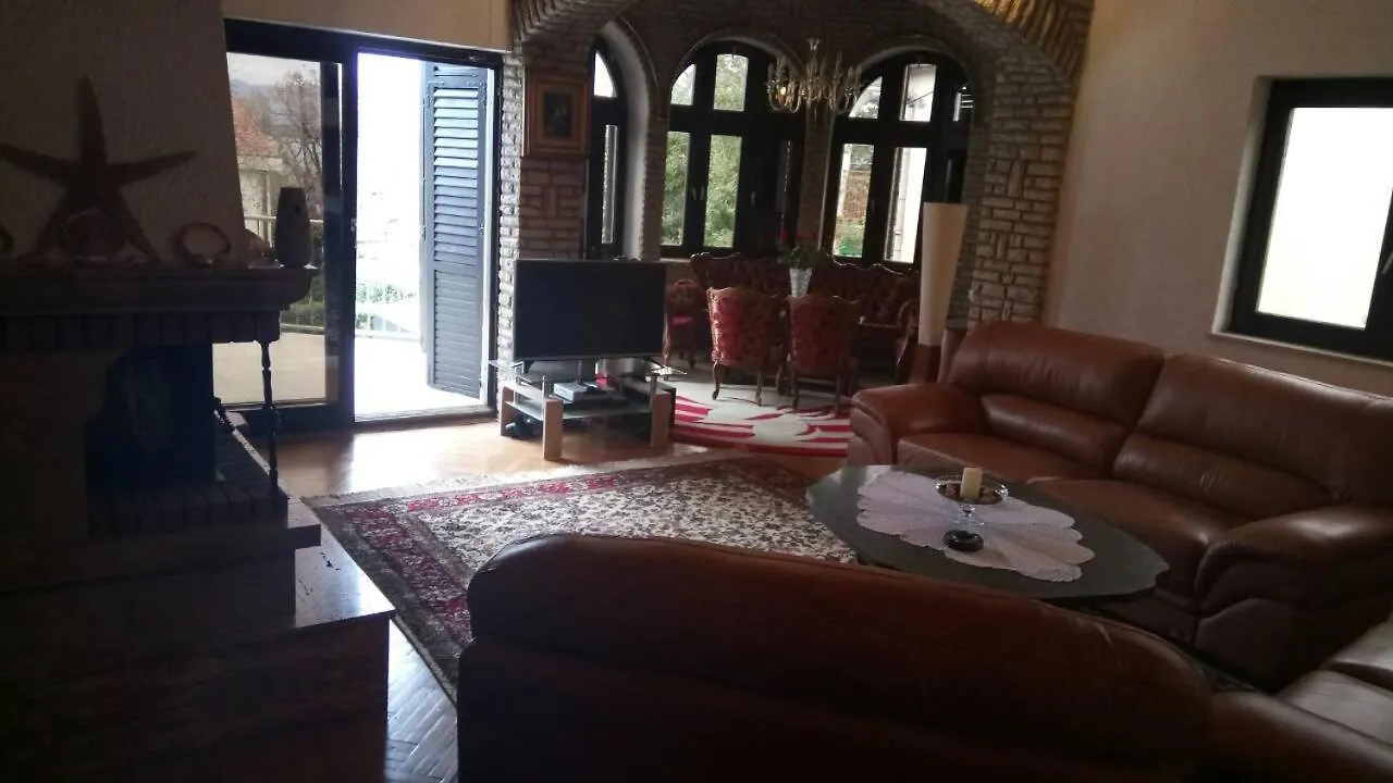 Fefe Apartment With Sea View Vantacici